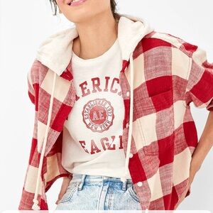 American Eagle cropped flannel hoodie. Size small.